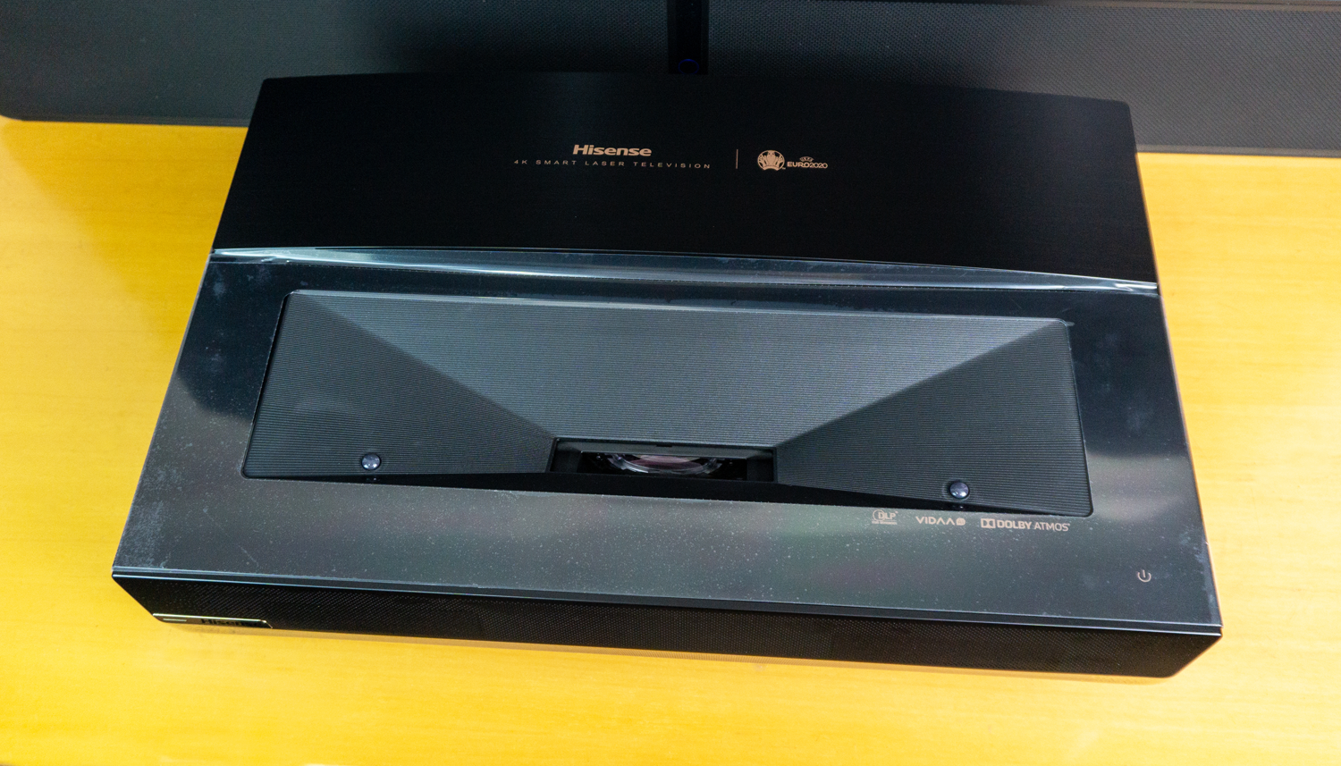 背投投影幕价格(花2w多只为弄清海信75l9d和峰米激光电视cinema系列)