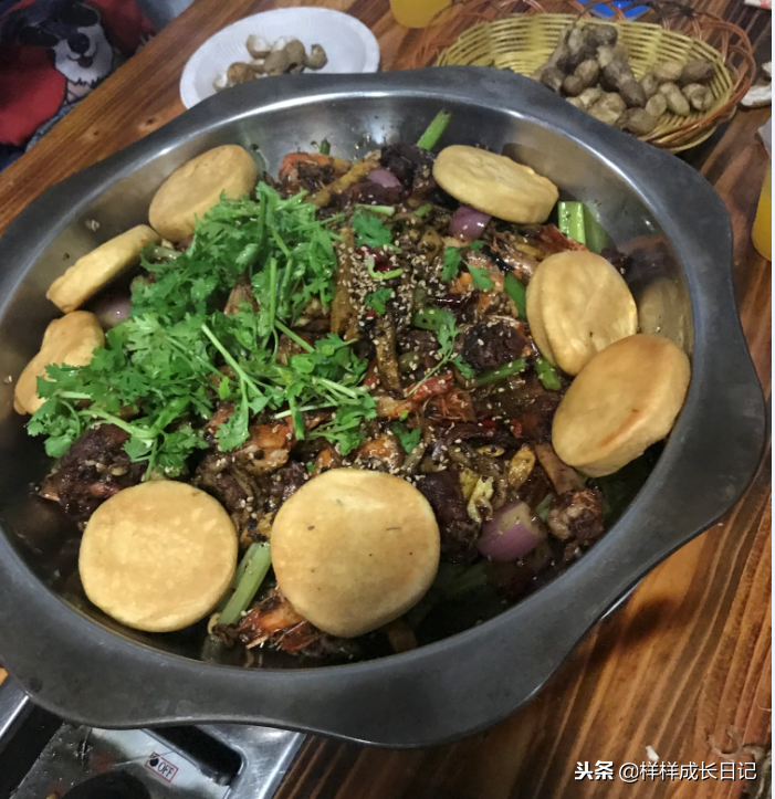 一家三口自驾去新疆，环南北疆27天15000公里，吃住行玩详细攻略