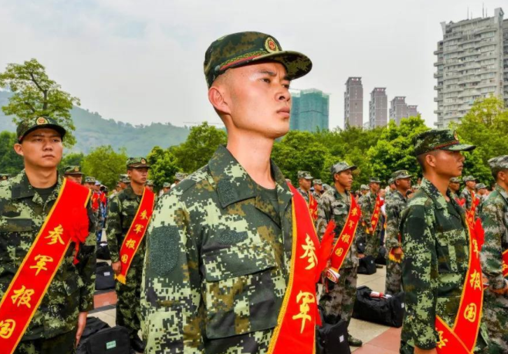 2022年参军政策有调整，这几类学生将不能当兵，学生报考前先自查