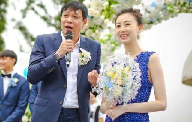 张梦瑾(范志毅的三婚妻子,长相甜美身材高挑,想当初丈母娘也是强烈