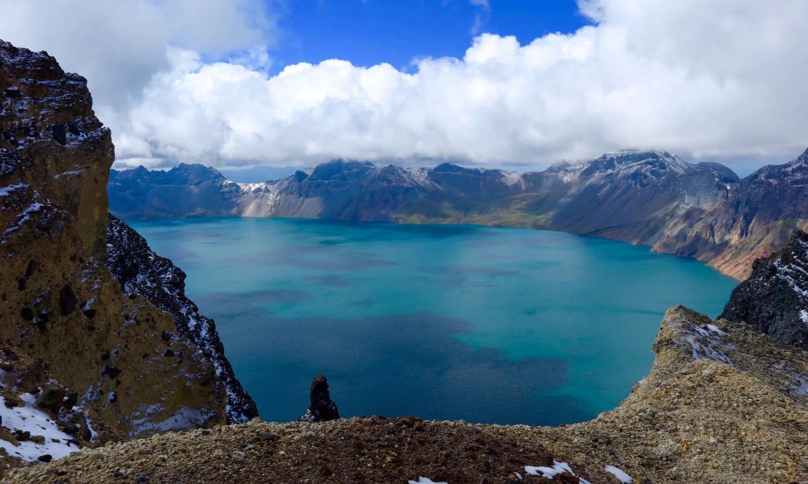 9,长白山天池北坡