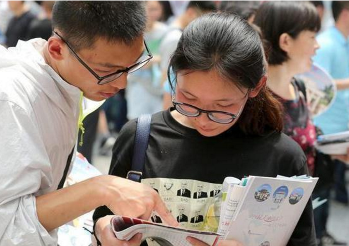 2021国内“理工类”大学排名洗牌，榜首实至名归，哈工大不及天大