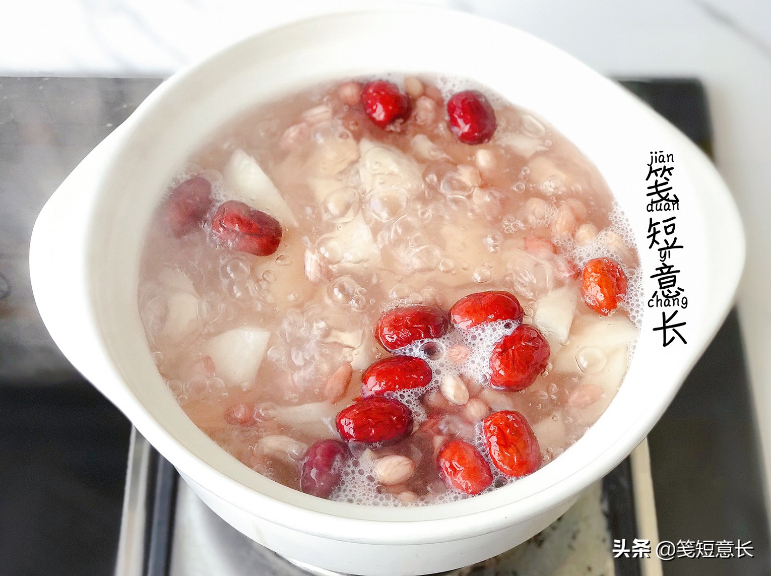 惊蛰到了，春天风干物燥嗓子痛，少吃油腻多吃梨，汁水清甜清内火
