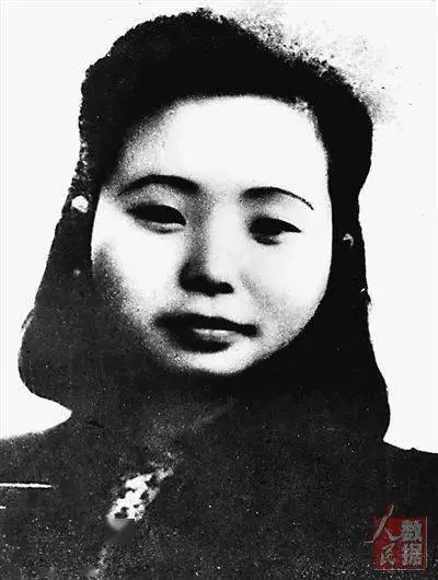 英雄模范—江姐，激励着世人，为了美好新中国而不断努力奋斗