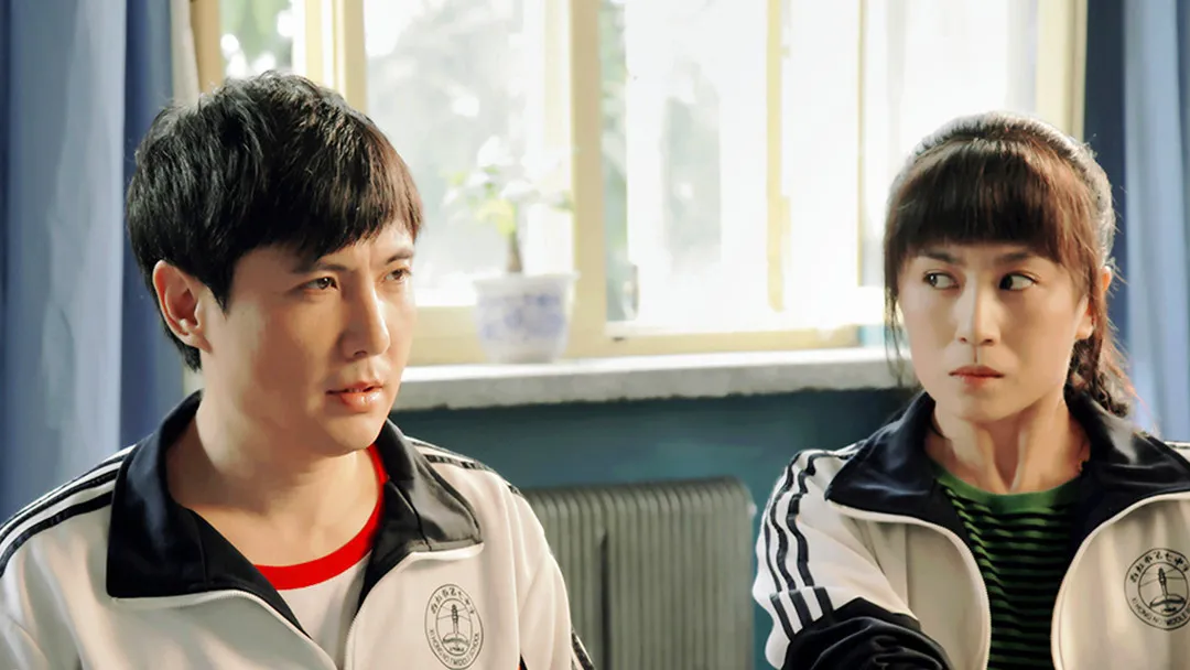 “为什么国产剧里的校服，永远比现实的好看”