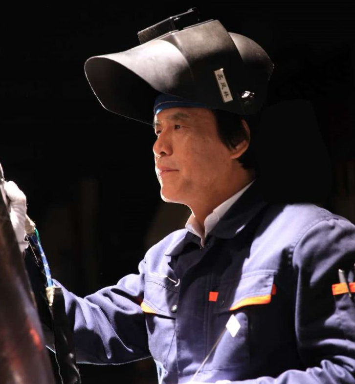 中国焊接第一人高凤林国家级焊接技能大师