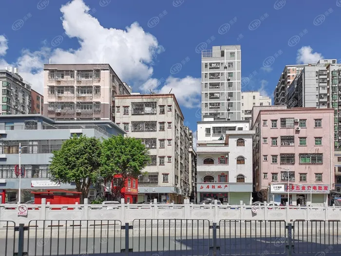 重磅|这个神秘“名校”,周边房价8万+,租房也能上