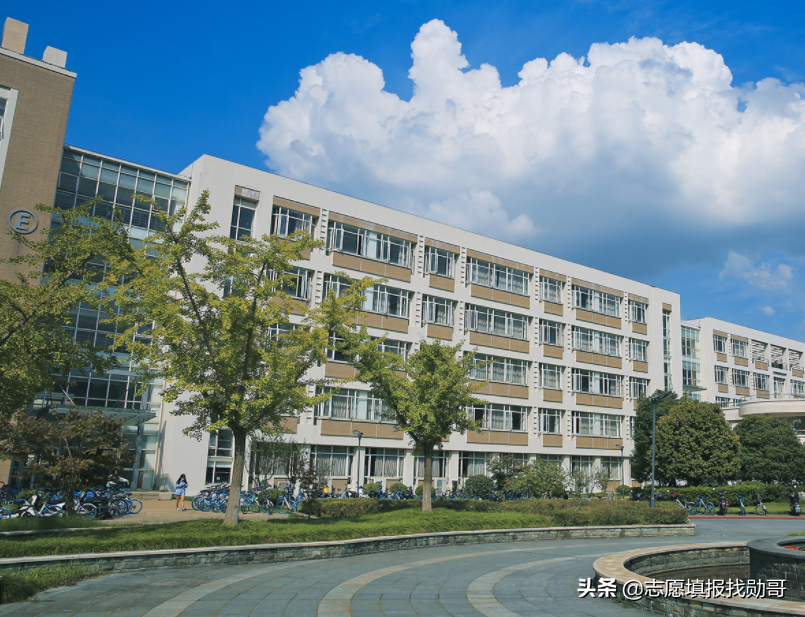 上海工程技术学院（超值双非大学）