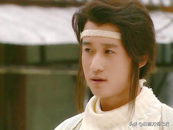 他不在家,王怜花把秘籍交给了林诗音,因为不放心让孙二爷照看十五年