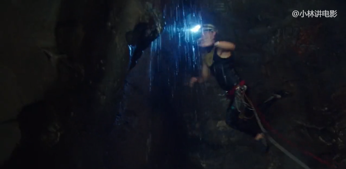 惊悚电影：7人小队被困2000米地下，为了活命，不惜自相残杀
