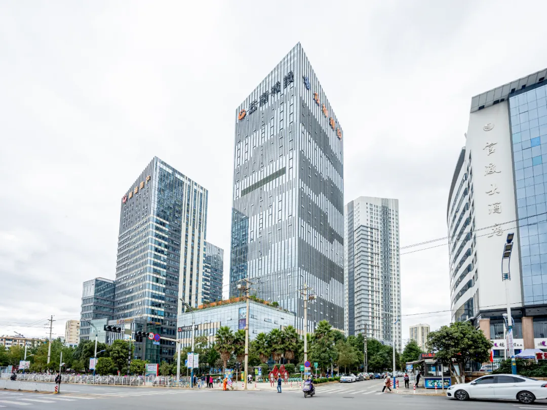 律所印象：上海市海华永泰（昆明）律师事务所