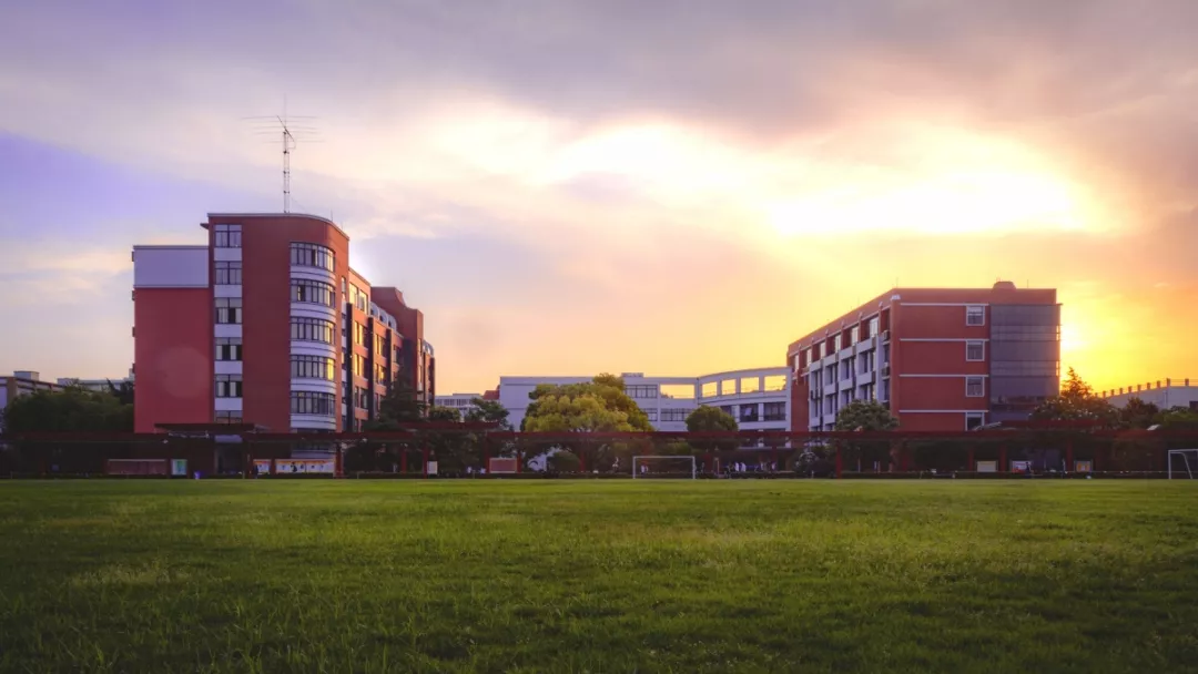 名校揭秘 | 位列“上海四校”，世界名校收割机——交大附中