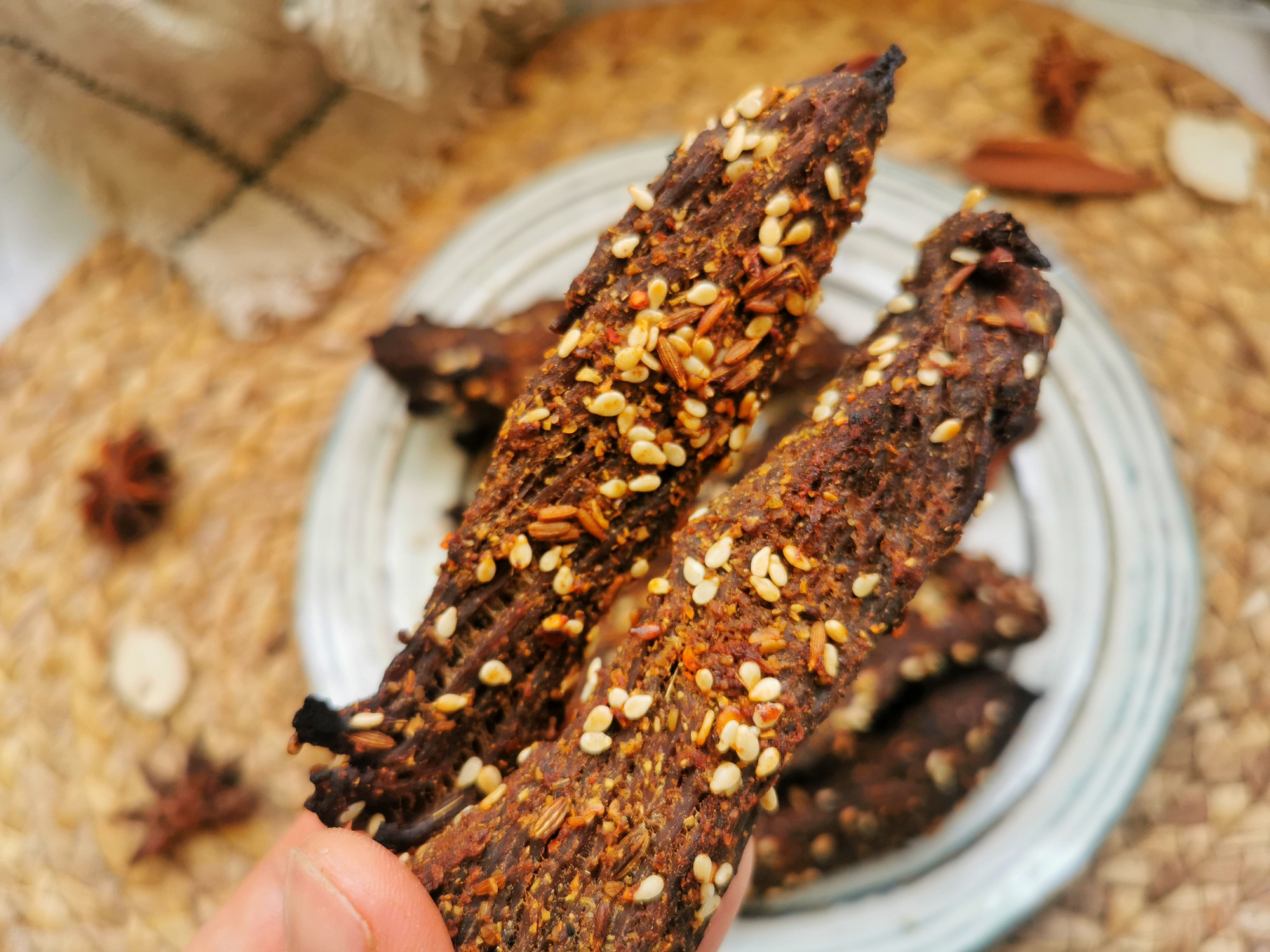 春季我家常吃这肉，高蛋白低脂肪，不炒不炖做一盘，直接手撕着吃