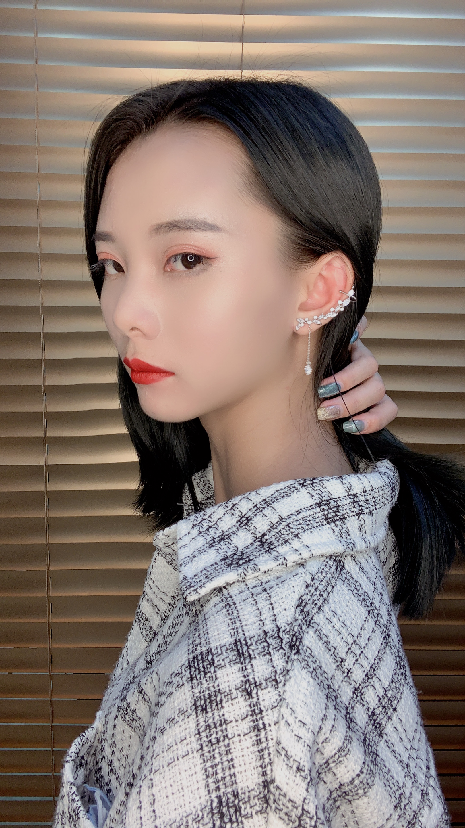 二,发型耳环搭配篇