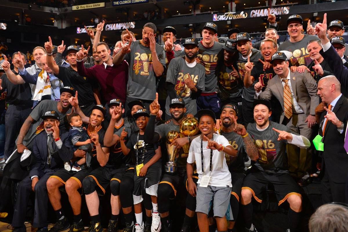 于是在后面续约谈判中,骑士面对一个几乎能操控