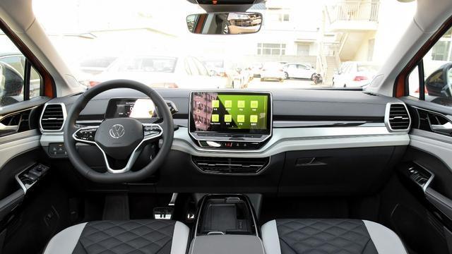 一汽-大众ID.6 CROZZ正式上市 20万出头可以买到这个大块头算是值了