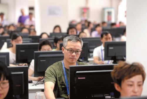 高考中出现的“神仙卷面”，阅卷老师不忍扣分，好的字体优势明显