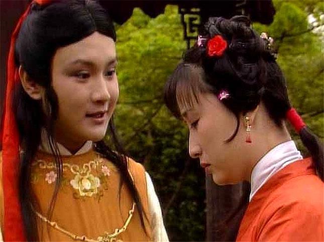 红楼梦：薛蟠“女儿令”中的“乌龟和大马猴”，分别是在暗指谁？