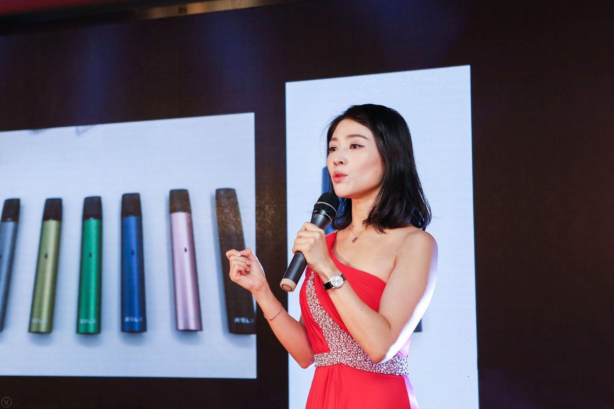 中国80后女首富:创业3年身价达到700多亿,旗下公司与"烟"有关