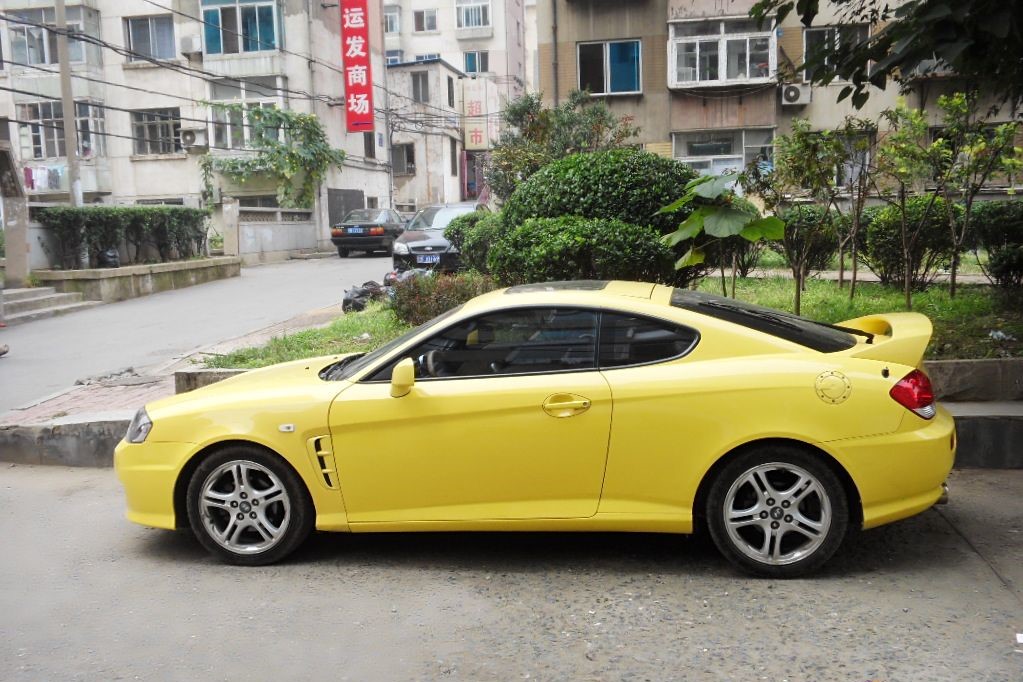 现代酷派跑车价格(曾经20万的进口v6跑车,如今两万就能买)_【读车号】