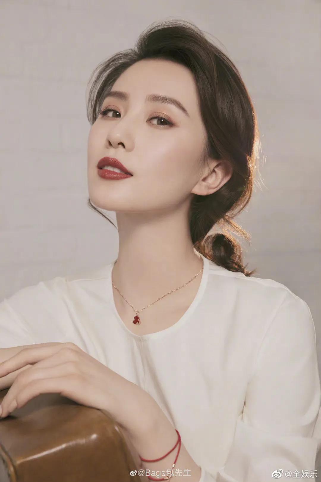 刘亦菲、刘诗诗都拥有的天鹅颈究竟有多美？