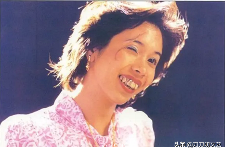 赵今麦扮丑太敷衍？对比杨幂热巴丑女造型，不是越丑演技就越好