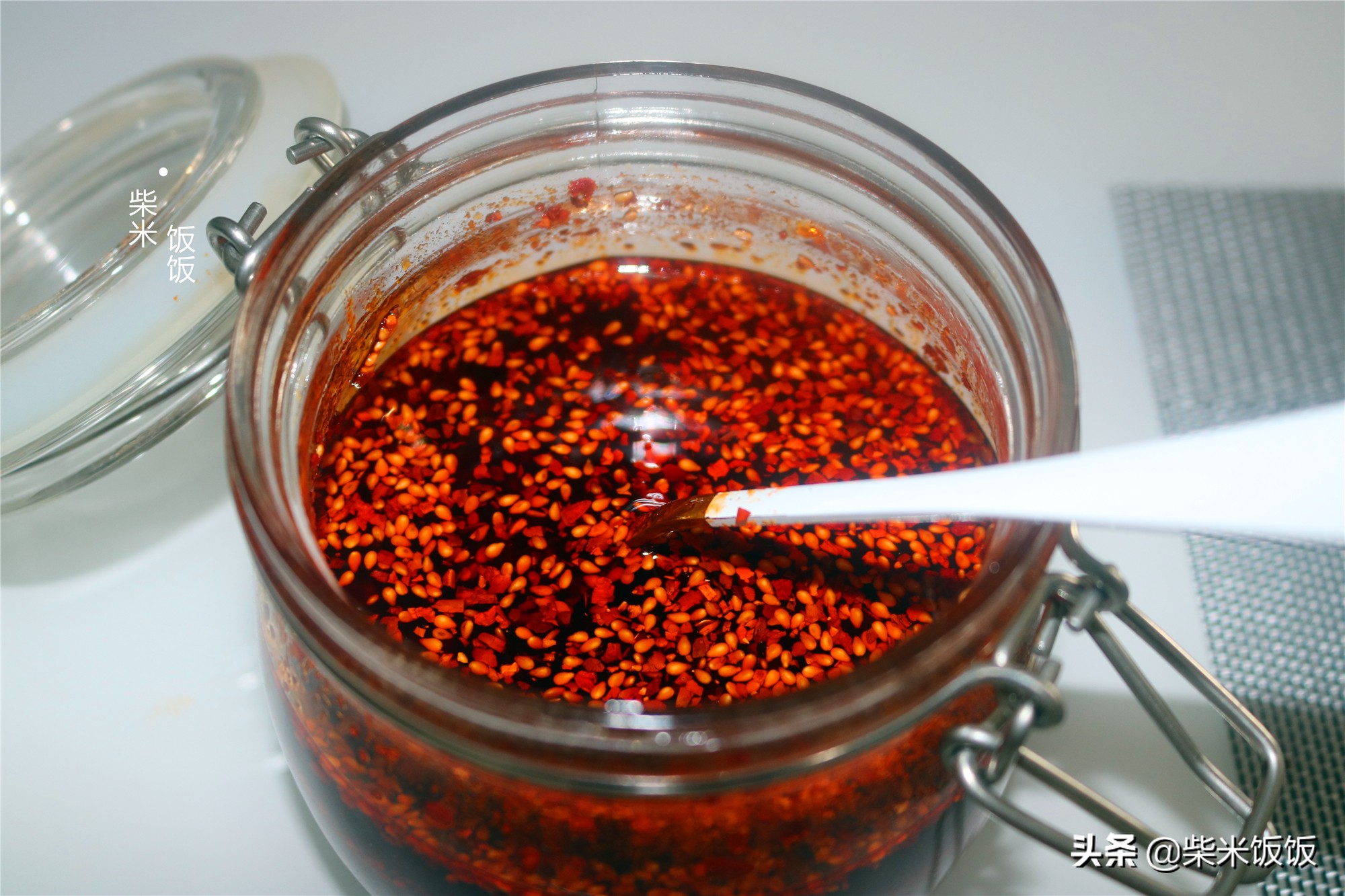 自制香辣甜椒油：掌握关键技巧制作美味辣椒油