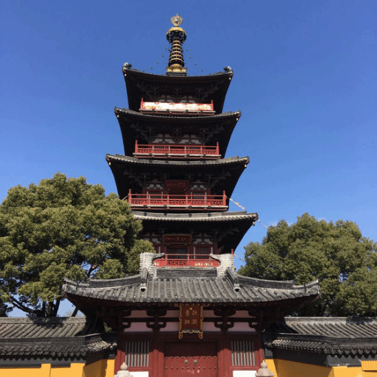 ‘上有天堂，下有苏杭’的苏州，旅游资源很丰富，5A景区有好多个