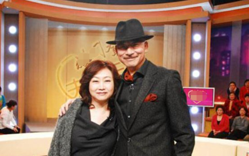 热血同行金先生戏外：曾患小儿麻痹，与初恋相爱47年的上海老克勒