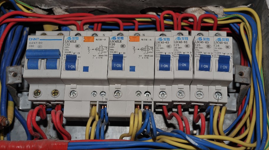 装修时，电线用硬线还是软线？单芯还是多芯？两种线有什么区别？