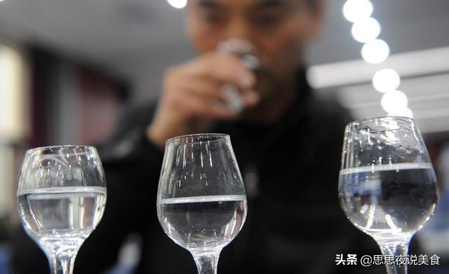 买酒认准这3款平价酒，行家都成箱囤！全是优质纯粮酒