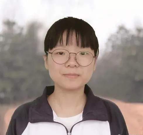 河南高考状元 、榜眼分别在四所不同的高中，网友：“不可思议”