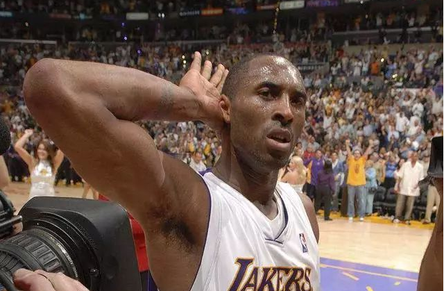 nba压哨球有哪些(nba历史上的十大压哨绝杀之王)