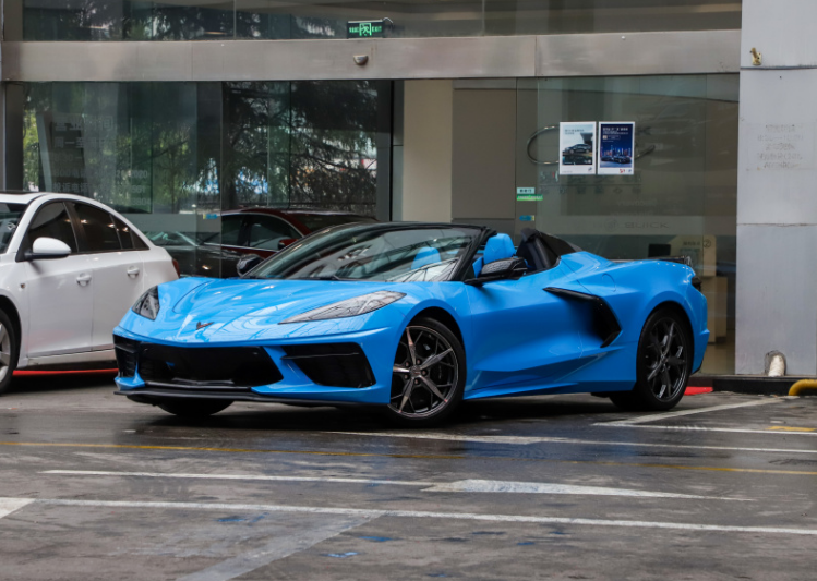 雪佛兰科尔维特一般多少钱？内行人：看看雪佛兰的身世就知道了