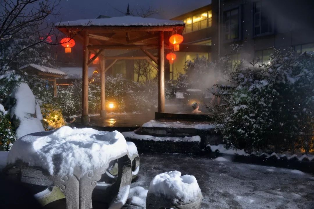 id:500591392巴厘原墅沃阁温泉位于浪漫的南京汤山温泉小镇,酒店隐密