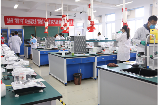 威海海洋职业学院海洋食品专业群服务当地海洋食品产业发展成效显著