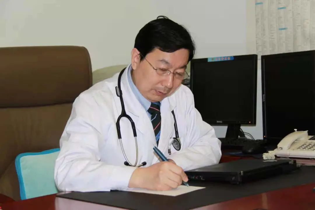 薪火相续！解放军总医院呼吸与危重症医学部老中青三代呼吸人的传承与发展