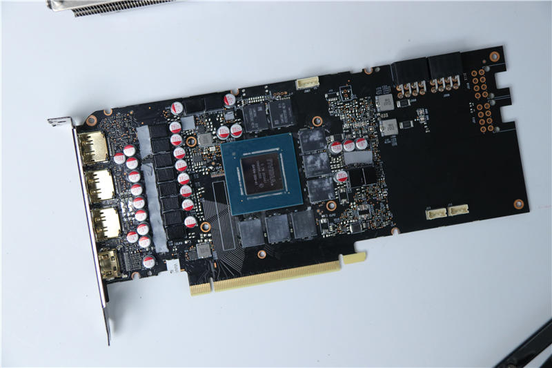 輕松上4K，全開無壓力！映眾RTX3070冰龍超級版體驗