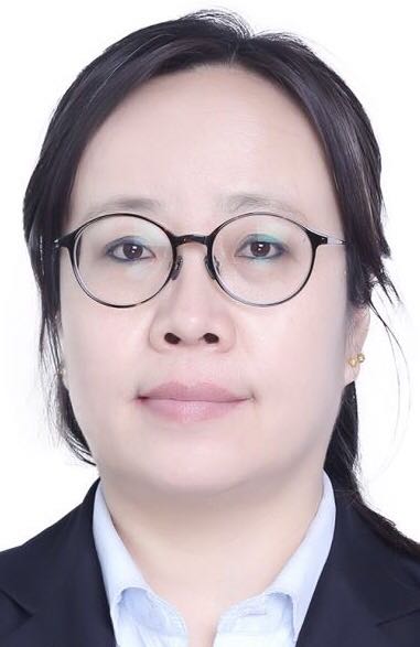 新华保险包头中支高级客户经理肖知——真诚做人 踏实做事