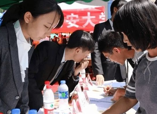 江苏一所高校宣布改名，舍弃“常熟”更名“苏州”，新校名很大气