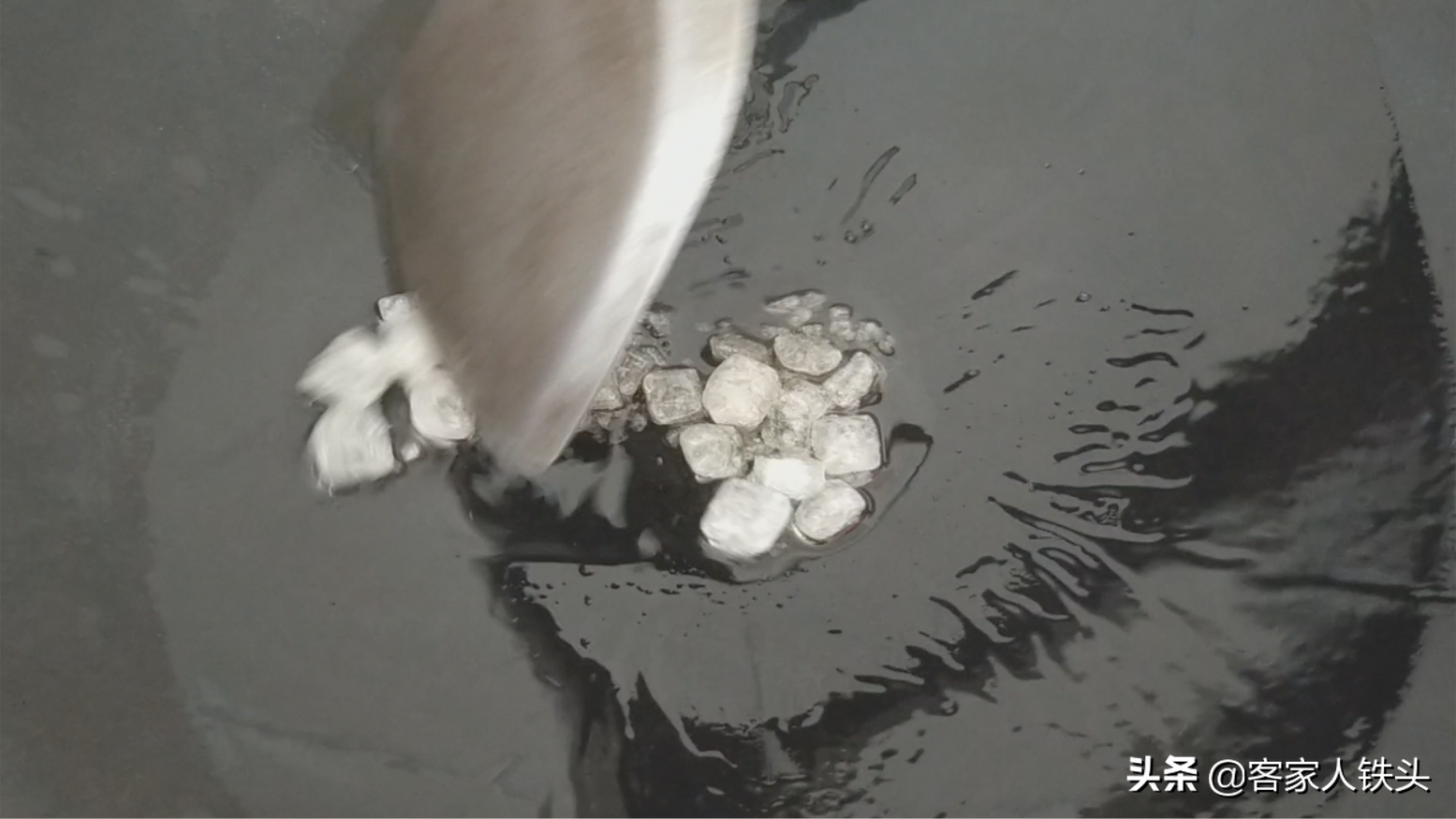猪爪怎么做最好吃（手把手教你做一锅吃一次就爱上）