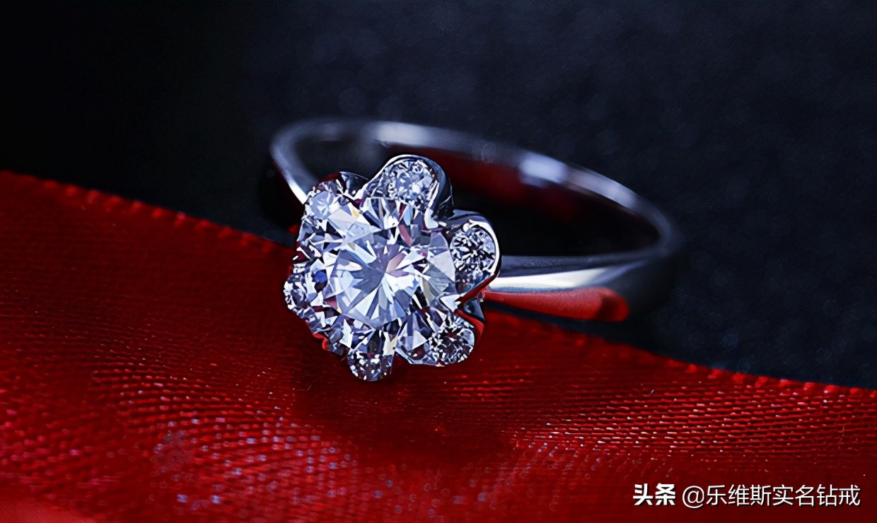 婚礼送礼金多少最好（结婚送多少礼物）