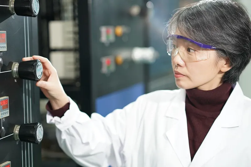 以“限制”求“突破”！他们用20年提出催化原创新概念