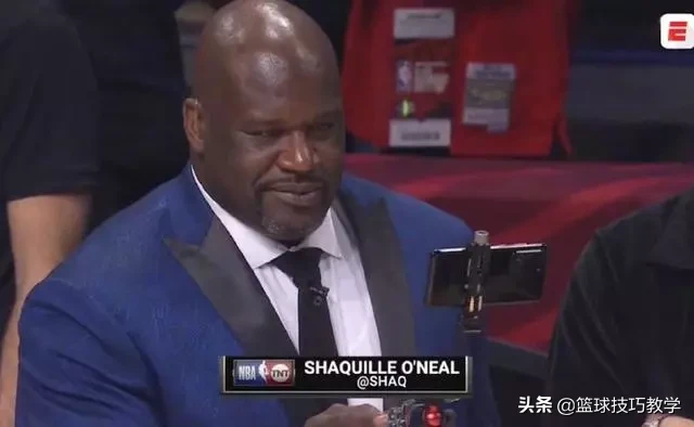 为什么nba扣篮大赛(扣篮大赛打分的内幕被曝光，有人控制比赛，韦德被冤枉？)