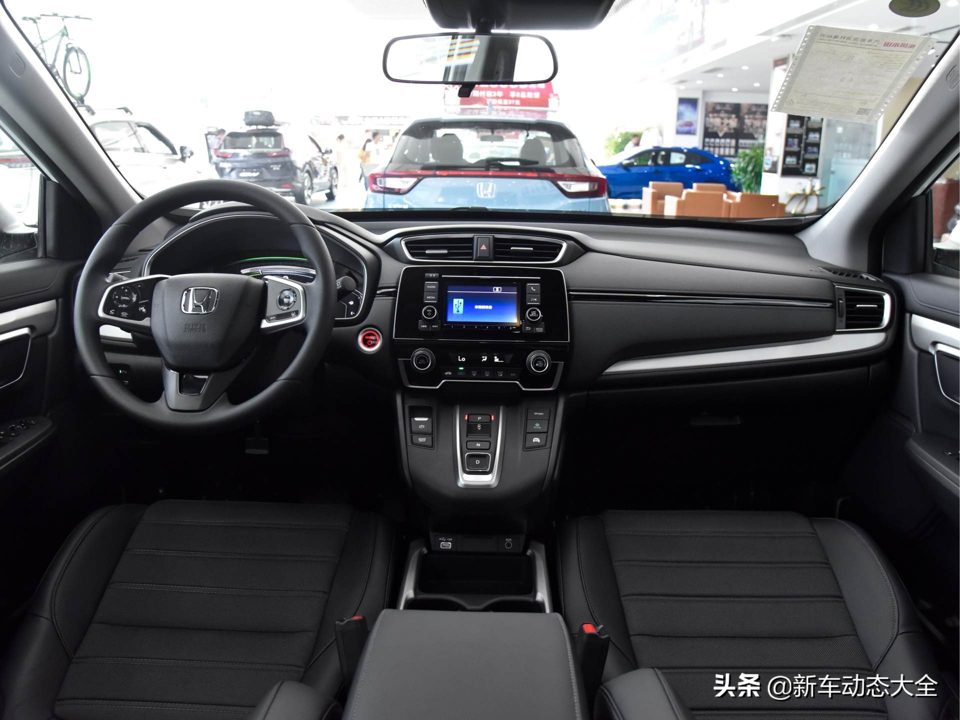 4.9L超低油耗，合资SUV中高销量可靠车型，实拍本田CR-V