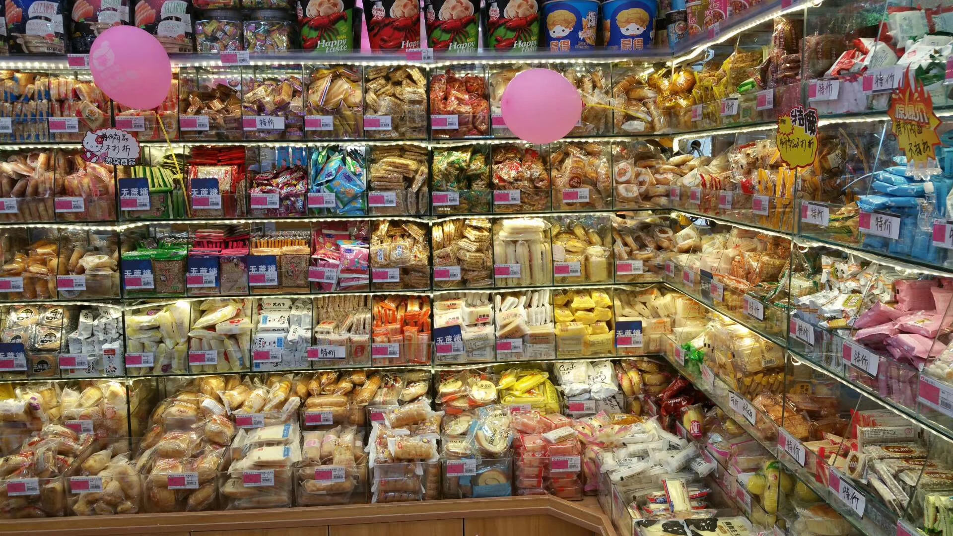 零食店怎么装修既美观又实用，还省钱
