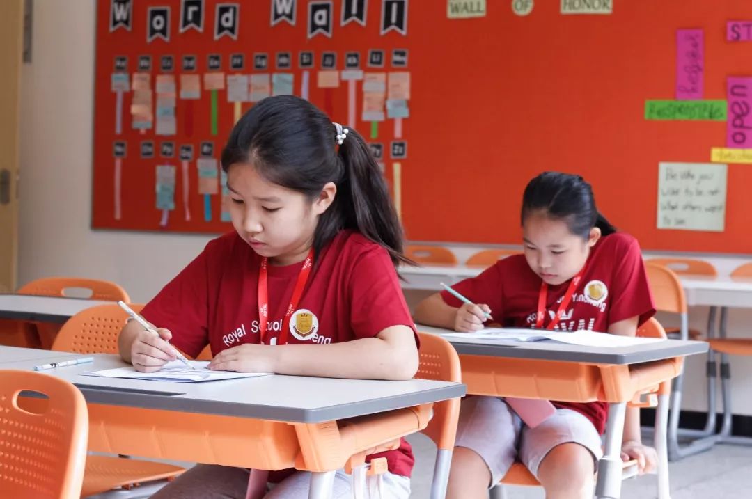 学生家长：“王府学校完全达到了我的预期，惊喜就太多了”