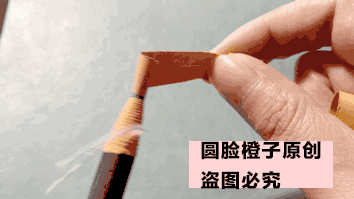 我国有一老牌眉笔，小小一支也有证书，搭配眉卡眉刷不到十块钱