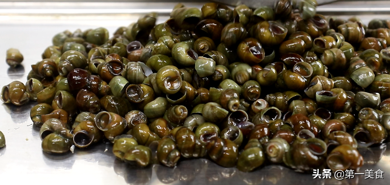 家常做法酱爆螺丝,瞬间赶超夜摊的味道,还没吃就醉了