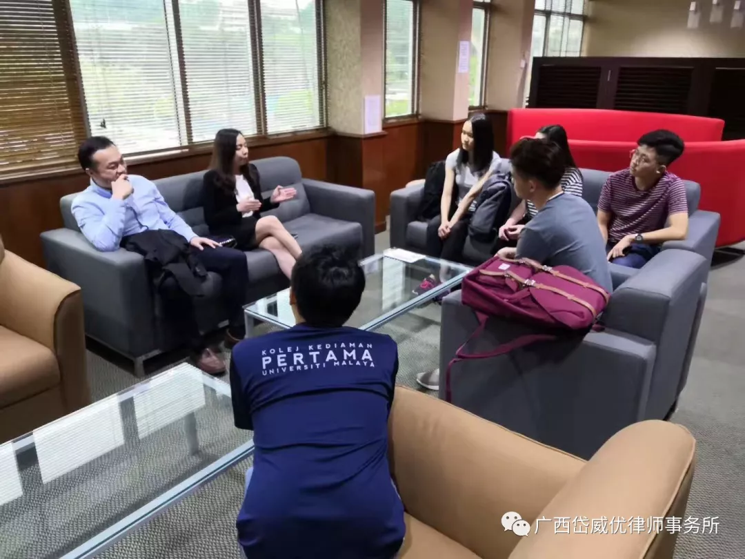 广西美女律师：执业十年独立开律所，登上央视，还受聘海外名校